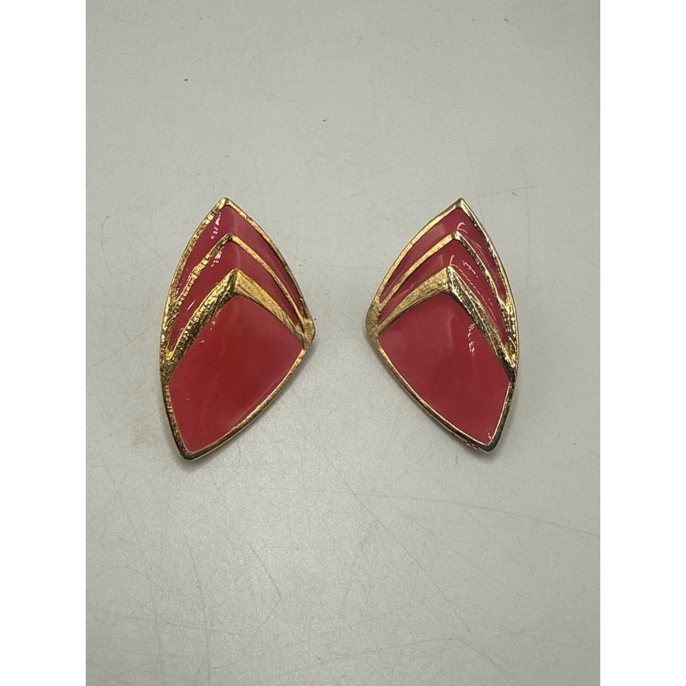 Vintage Pink Enamel Gold Tone Geometric Chevron Shield Stud‎ Earrings Statement
